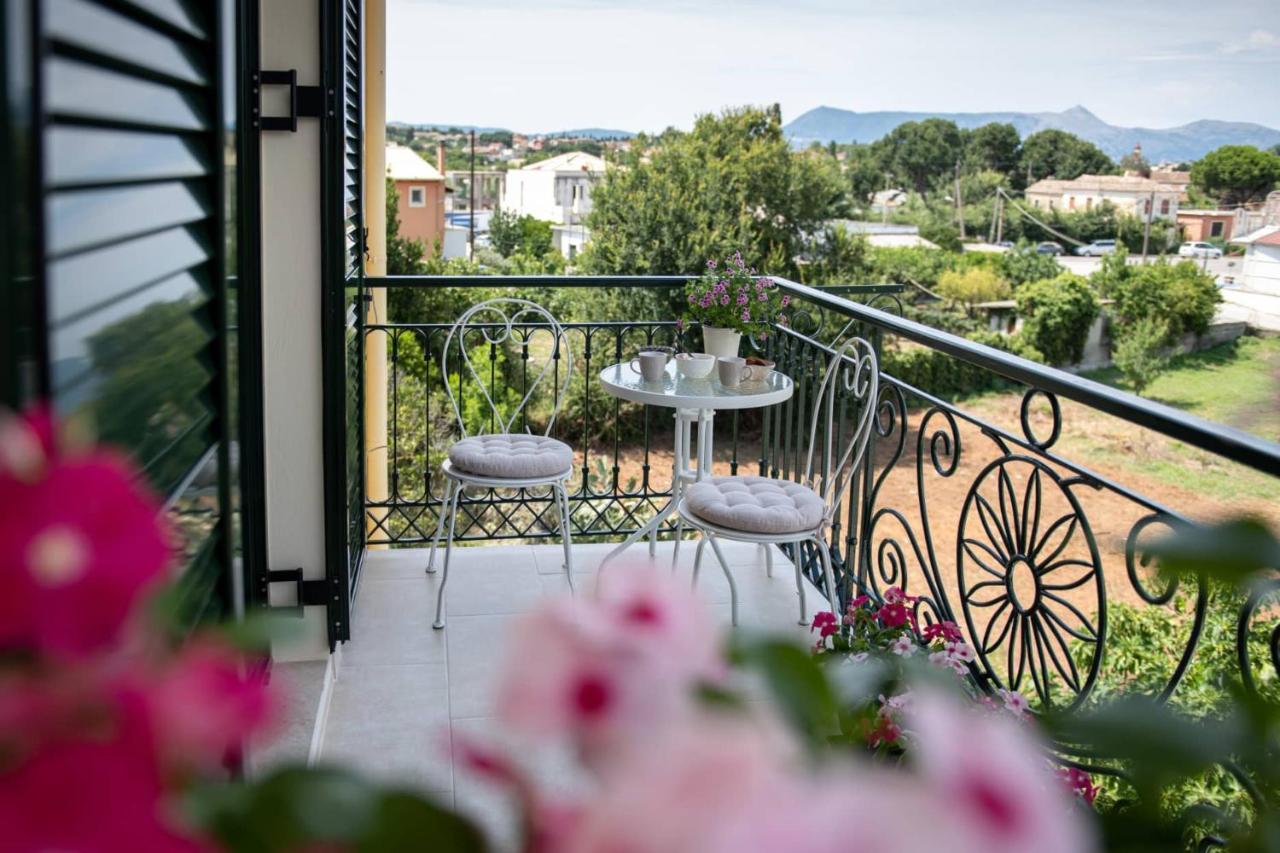 Nostalgia Corfu Town Apartments Екстер'єр фото